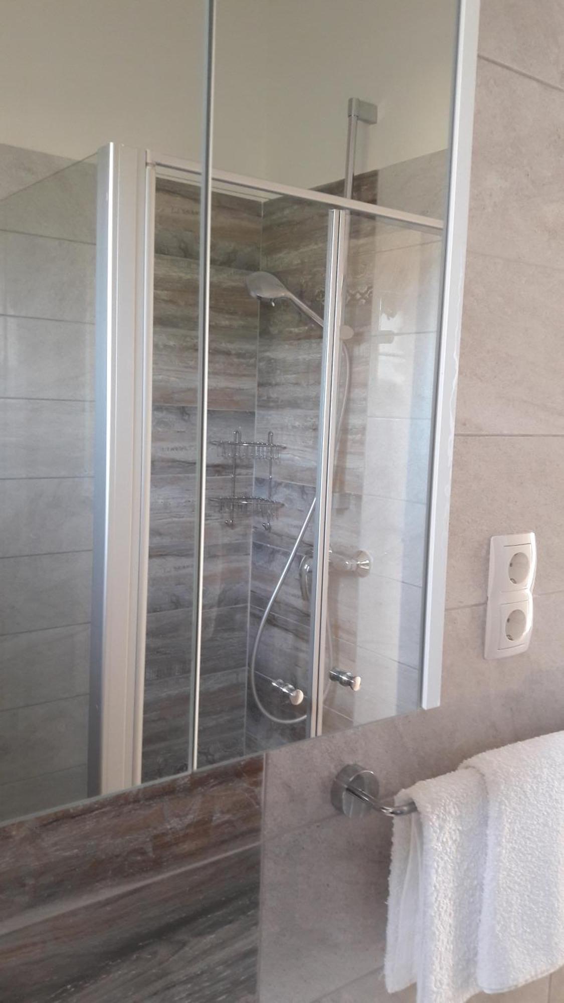 Apartments Renjak Sukošan Екстериор снимка