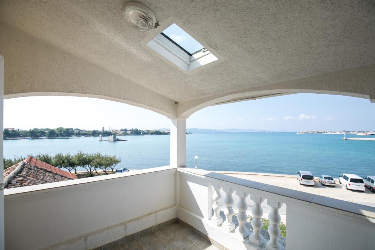 Apartments Renjak Sukošan Екстериор снимка